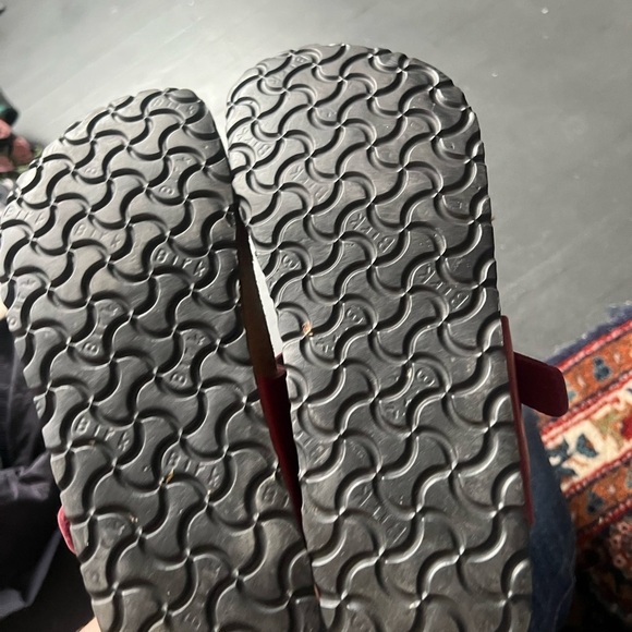 Birkenstock Papillio Red Gizeh Sandals, size 37 - Picture 4 of 5